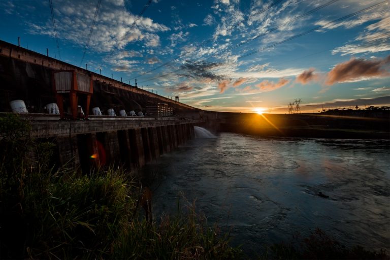 Itaipu atinge 2,6 bilhões de MWh de energia acumulada