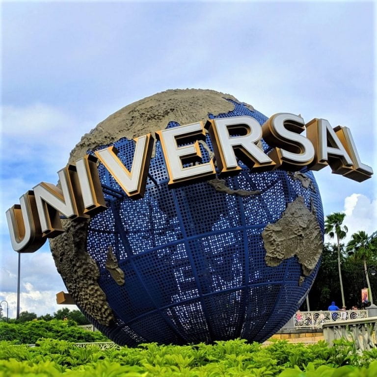Universal Orlando planeja reabrir em junho