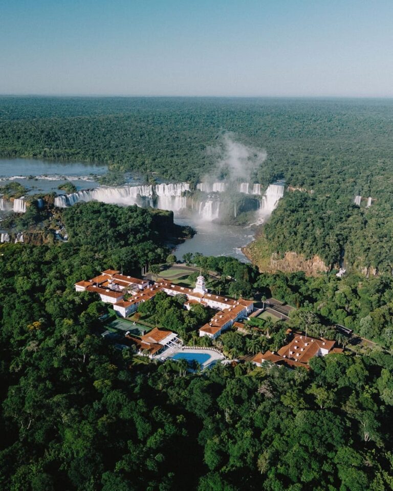 O Sussurro do Inverno nas Cataratas