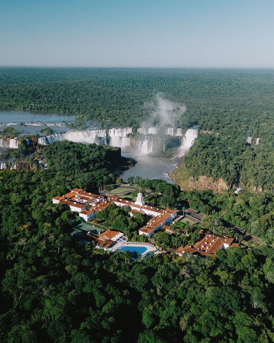 O Sussurro do Inverno nas Cataratas